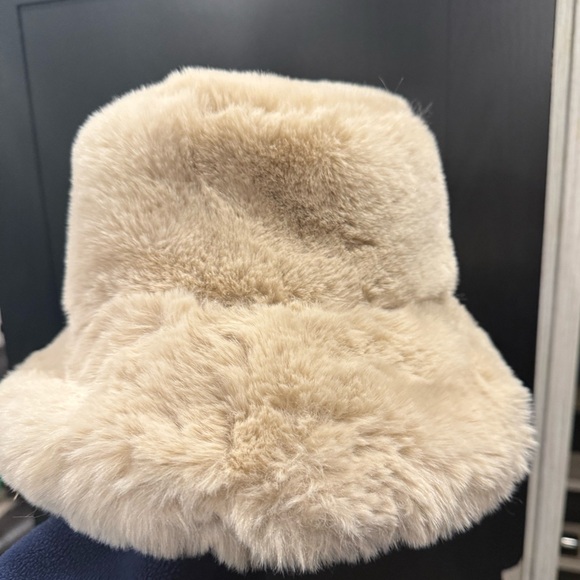 House of Harlow 1960 Accessories - Faux Fur Bucket Hat